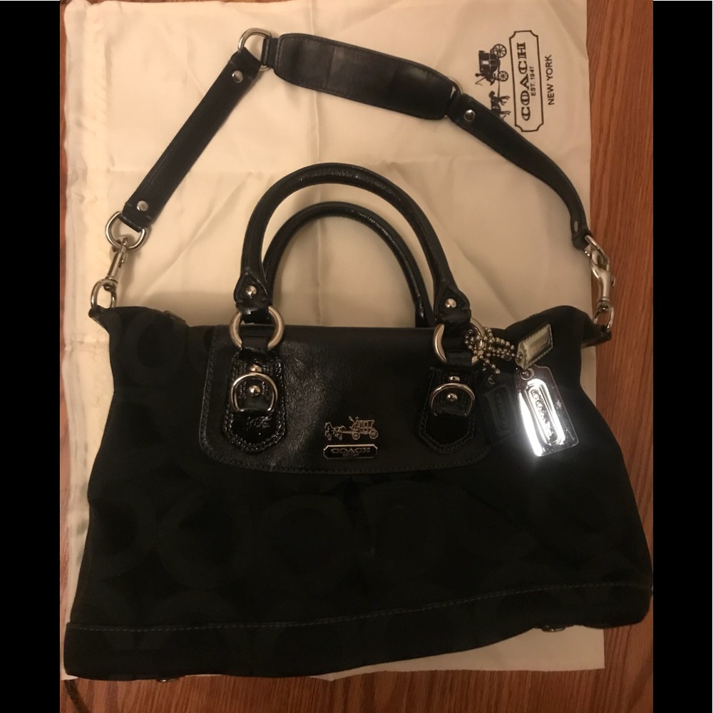 Women’s Coach purse/handbag good condition!